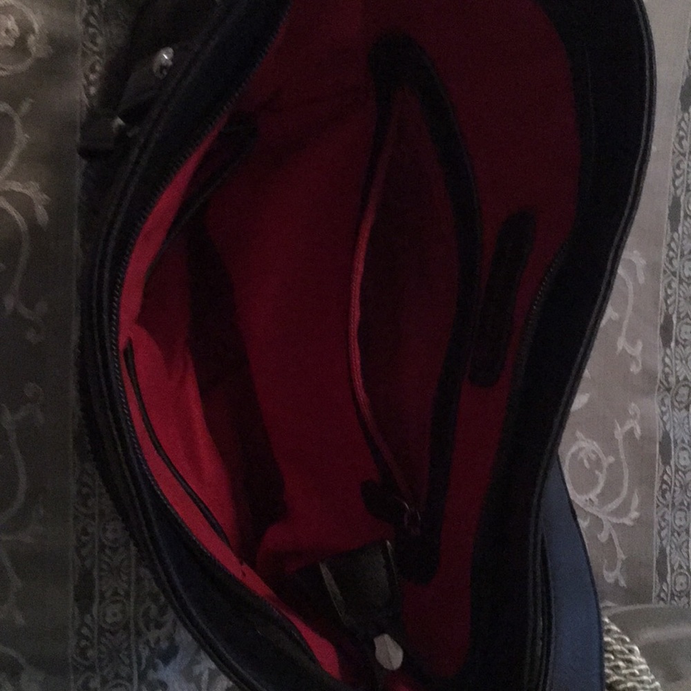 Crossbody - Picture 4 of 4
